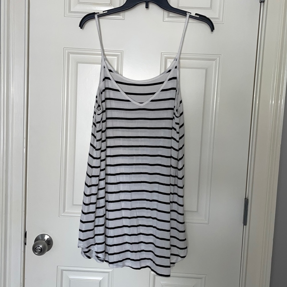 Black and white tank
